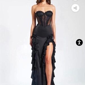 Chic Strapless Black Lace Dress